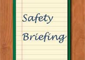 برگزاری جلسات هفتگی safety briefings در بيمارستان فوق تخصصی چشم پزشكی بينا
